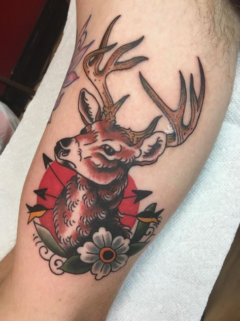 Traditional Deer Tattoo I Got Today - Album on Imgur Traditional Deer Tattoo, Deer Tattoo Meaning, Reindeer Tattoo, Buck Tattoo, Traditional Tattoo Reference, Deer Head Tattoo, Elk Tattoo, Deer Tattoo Designs, Stag Tattoo