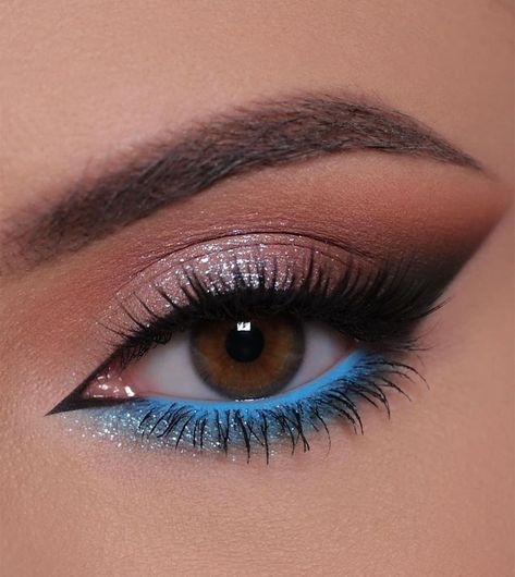 Ocean Eye Makeup, Ocean Makeup, Blusher Makeup, Eye Makeup Images, Shimmer Makeup, Dance Makeup, Cute Eye Makeup, Eye Makeup Pictures, Favorite Makeup