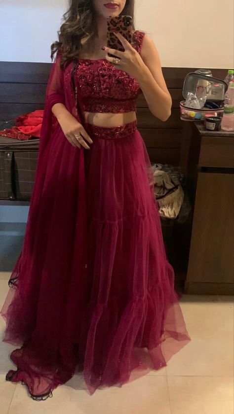 Beautiful net layered leheng paired with a cutdana blouse. Please go through our insta page @vanyaa_sr for more details Crop Top With Lehenga, Lehenga Crop Top, Gown Party Wear, Net Lehenga, Lehenga Skirt, Trendy Dress Outfits, Long Frocks, Trendy Dress, Party Wear Indian Dresses