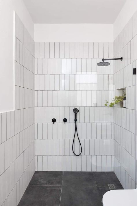 Bathroom White Vertical Tiles, Vertical Offset Subway Tile, Vibe Bathroom, White Subway Tile Shower, Rental Bathroom, Subway Tile Showers, Loft Bathroom, White Bathroom Tiles, Cottage Bathroom