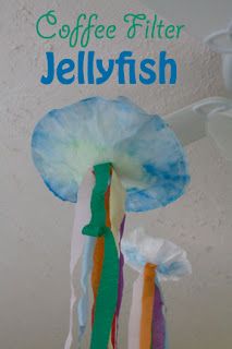 Jellyfish Crafts, Under The Sea Crafts, Jellyfish Craft, Coffee Filter Crafts, Ocean Activities, Summer Preschool, Sea Crafts, Fish Crafts, Easy Art Projects