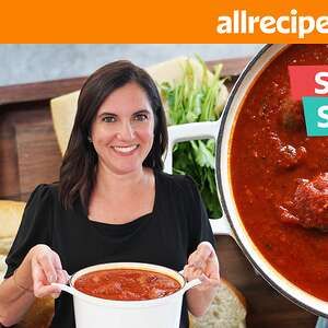 Nicole Mcmom Recipes, Sunday Sauce Italian, Italian Sunday Sauce, Sunday Sauce Recipe, Sunday Gravy, Sunday Sauce, Tender Meat, Italian Sauce, Meatballs Easy