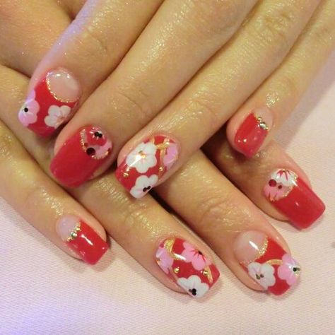 Nail Designs Chinese New Year, Nail Designs Chinese, Chinese New Year Nails 2023, Chinese New Year Nail Art Design 2023, Holiday Manicure Ideas, Nail Art Designs Cute, Chinese New Year Nails, Chinese New Year Nail, Lunar New Year Nails