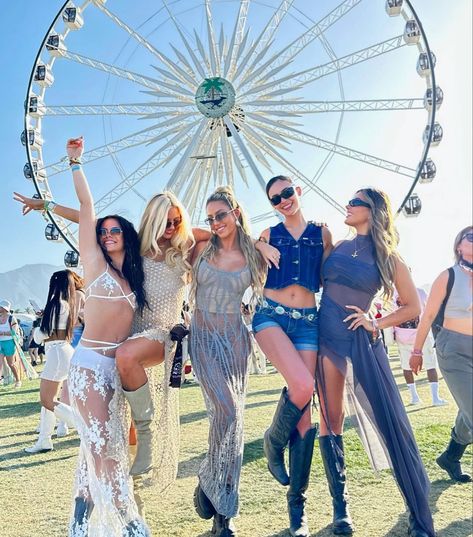 Coachella Alix Earle Coachella, Celebs At Coachella, Coachella Aesthetic, Coachella Celebrities, Outfit Coachella, Alix Earle, Coachella 2014, Ariana Madix, Coachella Fashion