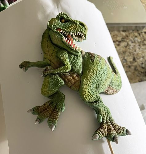 Realistic Dinosaur Cake, T Rex Cake Birthday Boys, Fondant Dinosaur Tutorial, T Rex Printable, T Rex Cake Topper, Trex Cake Topper, Trex Cake, Dinosaur Cake Ideas, Drake Cake