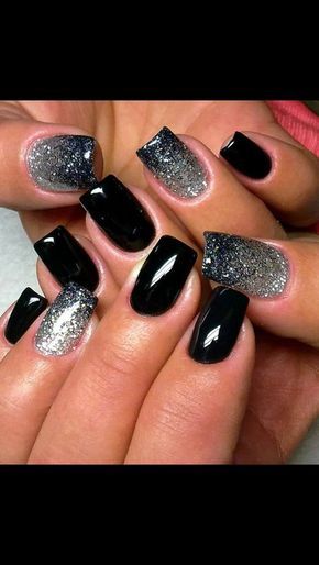 Silver Nail Designs, Nails With Glitter, Unghie Sfumate, Silver Nail, Black Nail Art, Holiday Nail Art, Black Nail Designs, Sparkle Nails, Silver Nails