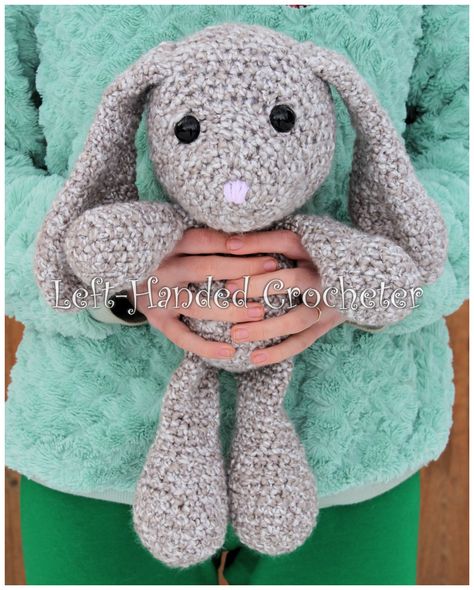 Crochet Directions, Floppy Bunny, Yarn Animals, Rabbit Ideas, Amigurumi Rabbit, Learning To Embroider, Crochet Bunny Pattern, Bunny Crochet, Amigurumi Animals