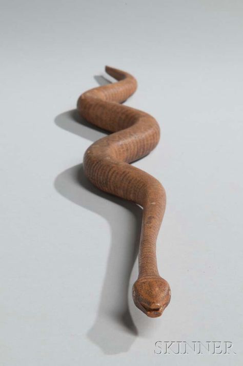 Great Lakes Carved Wood Snake. | Lot 178 | Auction 3005B | Sold for $1,230 Wood Snake, Snake Wood, Carved Wooden Animals, Native American Totem, Little Cabin In The Woods, Wood Carving For Beginners, Dremel Wood Carving, Dragon Decor, Wood Carving Designs