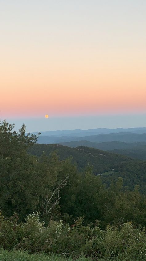 Boone Nc Aesthetic, Nc Aesthetic, App State University, Fall Series, Stick Season, East Coast Usa, Appalachian State, App State, Boone Nc