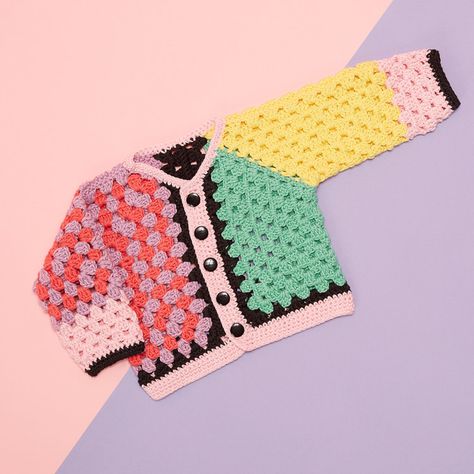 Katie Jones, Crochet Cardigans, Crochet Baby Cardigan, Mode Crochet, Deco Architecture, Stil Boho, Bright Pastels, Crochet Jacket, 자수 디자인