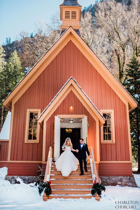 Yosemite Chapel Wedding, Yosemite Wedding Venues, Snow Wedding, Yosemite Elopement, Yosemite Wedding, Wedding Wonderland, Wedding Pic, National Park Wedding, Wedding Vision