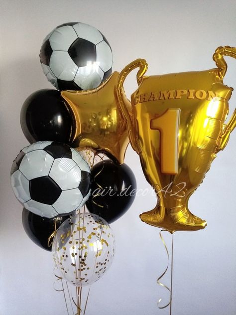 Football Party Balloons, Surprise Birthday Decorations, Football Birthday Party, Football Birthday, Football Party, Birthday Surprise, Bar Mitzvah, Dark Wallpaper, Party Balloons