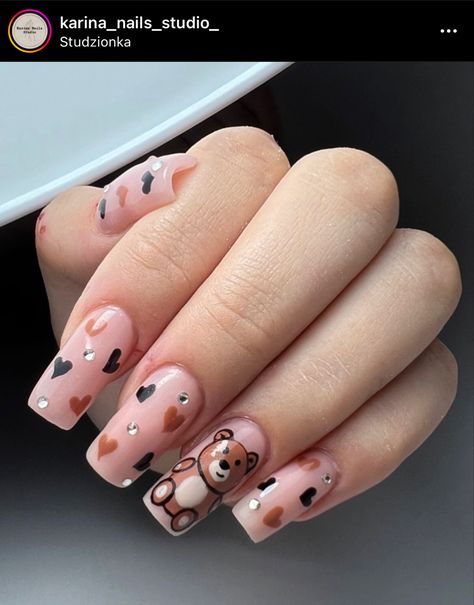 Teddy Bear Nail Art Tutorial, Teddy Bear Press On Nails, Teddy Bear On Nails, Teddy Bear Valentines Nails, Blue Teddy Bear Nails, Valentines Day Nails Teddy Bear, Teddy Bear Nails Designs, Nails With Bears On Them, Teddy Bear Acrylic Nails