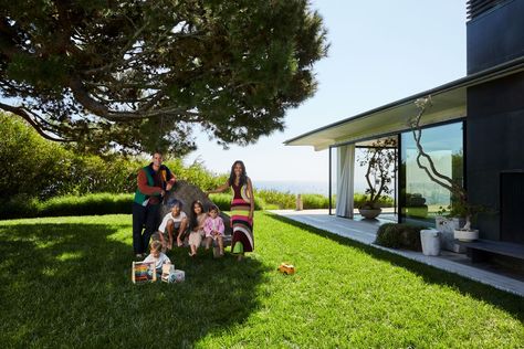 Jane Hallworth, Cream Colored Sofa, Chieftain Chair, Emma Grede, Walker Zanger, Kids Shared Bedroom, Malibu Home, Entrepreneur Fashion, Weekend Escape