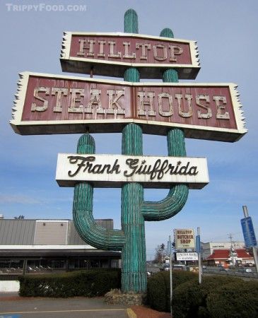 Old Neon Signs, Vintage Neon Signs, Steak House, Retro Sign, Roadside Attractions, Old Signs, Historical Photos, Vintage Signs, Old And New