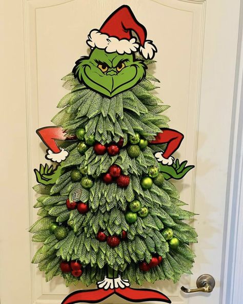 X Mas Decoration Ideas House, 3d Grinch Door Decorations, Grinches Lair Door, Grinch Christmas Door Ideas, How To Make A Grinch Christmas Tree, Christmas Door Grinch, Grinch Door Decorations For Office, Grinchmas Tree, Grinch Window Display