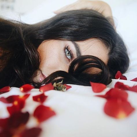 Potret Photography, Cartia Mallan, Andrew Vanwyngarden, Women Crush, Valentine Photo Shoot, Bouidor Photography, Sleepy Girl, Lingerie Photoshoot, Creative Photoshoot Ideas