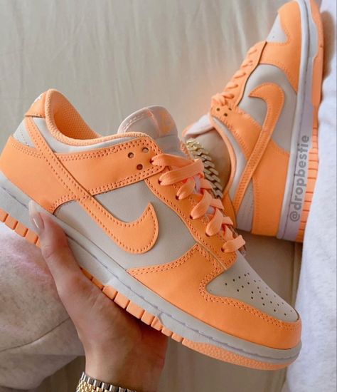 Peach Nike Dunks, Peach Cream Dunks Outfit, Peach Cream Dunks, Nike Dunk Low Peach Cream, Korean Fashion Shoes, Baddie Accessories, Sick Shoes, Cute Running Shoes, Cute Casual Shoes