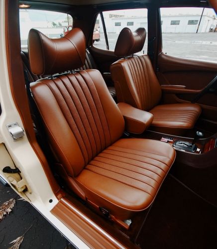 Mercedes W123 Interior, Mercedes 200, Mercedes Classic, Mercedes Interior, Mercedes W123, Vw New Beetle, Cars Interior, Benz Classic, Volkswagen New Beetle