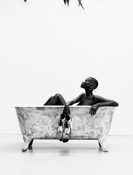 Ajuma Nasenyana, Editorial Black And White, Bathtub Photography, Black And White Makeup, Bath Photography, White Makeup, Creative Photoshoot Ideas, Bath Art, Conceptual Photography