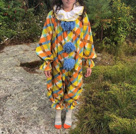 Clown Costume Scary, Clown Costume Vintage, Creepy Clown Costume, Halloween Costume Creepy, Vintage Clown Costume, Clown Costume Halloween, Clown Costume Women, Morgana Le Fay, Clown Suit