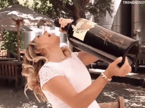 Blood Donation Posters, Drinking Gif, Happy Birthday Wine, Drunk Woman, Pouring Wine, Emoji Images, Wine Gift Baskets, Drinking Humor, Christmas Gif