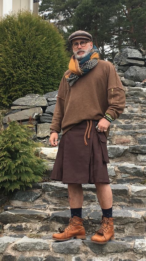 Male Skirt Fashion, Men's Skirts Fashion, Man In Skirt Outfit, Men’s Skirt, Male Skirt Outfit, Men Skirt Outfits, Men In Skirts Fashion, Kilt Outfit Men, Male Skirt