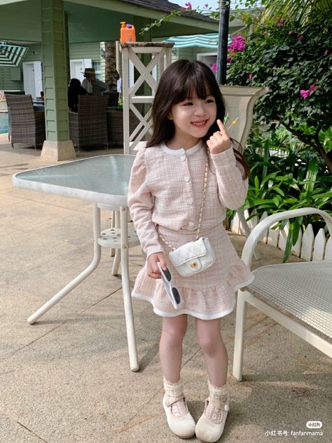 Korean Baby Outfits, Kids Ootd Girl, Normcore Fashion, Asian Kids, Girl Princess Dress, Kids Outfits Girls, Toddler Fashion