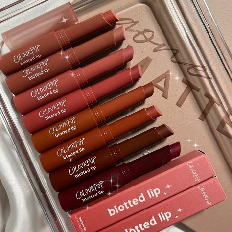 Colourpop Cosmetics Lipsticks, Color Pop Makeup Products, Colorpop Makeup Products, Blotted Lip, Mat Lipstick, Colourpop Lipstick, Lipstick Kit, Makeup Accesories, Makeup Package