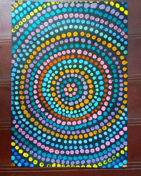 Ks2 Painting Ideas, Easy Aboriginal Art Dot Painting, Ks1 Art Ideas, Aboriginal Art Kids, The Dot Art Projects, Concentric Circles Art, Circles Painting, Aboriginal Art For Kids, Pointalism Art