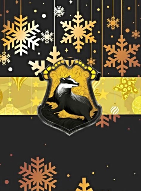 Have a very Happy Hufflepuff Holiday!! Hufflepuff Christmas, Hufflepuff Wallpaper, Hogwarts Christmas, Harry Potter Hogwarts Houses, Hufflepuff Pride, Theme Harry Potter, Harry Potter Hufflepuff, Harry Potter Christmas, Harry James Potter