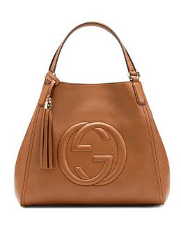 Gucci Soho Medium Leather Shoulder Bag, Dusty Blush Cognac Louis Vuitton Duffle Bag, Gucci Outlet, Hot Handbags, Dusty Blush, Gucci Soho, Gucci Purses, Hot Bags, Kelly Bag, Handbag Heaven