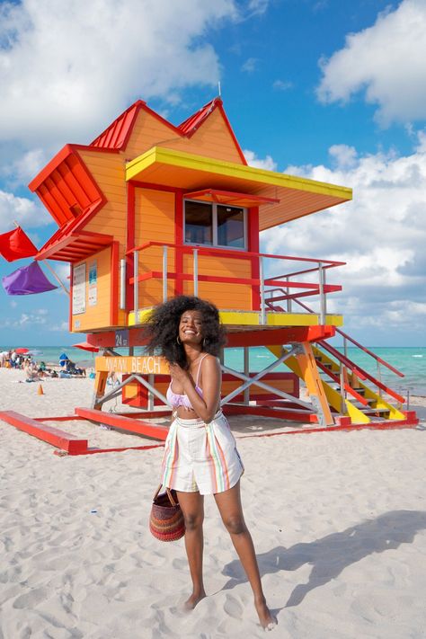 Here are some of the best picture places and most instagrammable places to visit on your next trip to Miami. Miami Design District Photoshoot, Miami Pictures Ideas, Miami Photo Ideas, Miami Beach Aesthetic, Places In Miami, Beach Fotos, Miami Pictures, Ocean Drive Miami, Trip To Miami