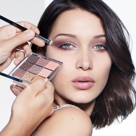 Bella Hadid’s New Dior Campaign Takes Us Backstage Dior Beauty Campaign, Bella Hadid Makeup, Eyeshadow Blending Brush, Dior Eyeshadow, Eyeshadow Blending, Dior Backstage, Lip Palette, Beauty Ad, Blending Brush