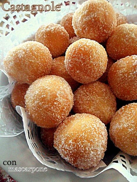 Italian Cookies, Donut Recipes, Low Carb Yum, Cookies Recipes Christmas, Beignets, Mini Desserts, No Bake Desserts, Gourmet Recipes, Italian Recipes