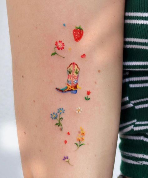 Small Colorful Tattoos, Colour Tattoo For Women, Small Tattoos For Women, Colorful Tattoo, Cowboy Tattoos, Food Tattoos, Funky Tattoos, Wicked Tattoos, Simplistic Tattoos