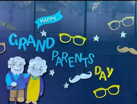 Grandparents Day Selfie Frame, Grandparents Day Backdrop Ideas, Grandparents Day Board Decoration, Grandparents Day Decoration Ideas, Grandparents Day Backdrop, Grand Parents Day Decoration In School, Grandparents Day Decorations For School, Grand Parents Day, Celebration Decorations