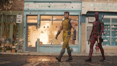 Deadpool and Wolverine Backdrop Pictures Movie Captions, Wolverine Movie, Batman Superman Wonder Woman, Film Marvel, Lady Deadpool, Deadpool And Wolverine, The Wolverine, Deadpool 3, The Marvels