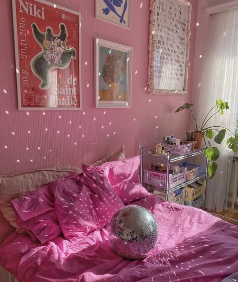 🌿 on Twitter: "… " Aesthetic Room Ideas, Visually Pleasing, Indie Room, Cute Room Ideas, Pretty Room, Aesthetic Rooms, Dreamy Room, Pink Room, Cute Room Decor