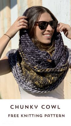 Super Chunky Cowl Free Knitting Pattern Knitting Patterns Free Scarf Cowls, Knitting Cowl, Knit Cowl Pattern Free, Chunky Knit Cowl, Chunky Cowls, Cowl Knitting, Black And White Outfit, Knitting Patterns Free Scarf, Chunky Knitting Patterns