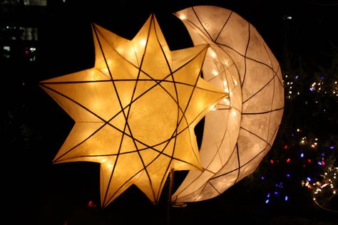 Giant Lantern, Christmas Lanterns Diy, Lanterns Diy, Winter Solstice Celebration, Solstice Celebration, Lantern Ideas, Decor 2024, Diy Lanterns, Lantern Festival