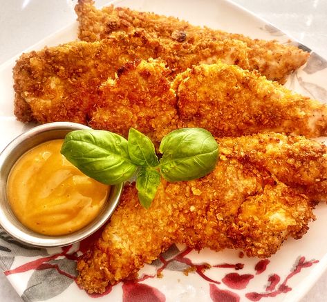 Air Fryer Cornflake Chicken Fingers Air Fryer Schnitzel, Air Fryer Cornflake Chicken, Chicken Fingers Recipe, Cornflake Chicken, Chicken Finger Recipes, Corn Flake, Air Fried Chicken, Chicken Fingers, Air Fryer Dinner Recipes