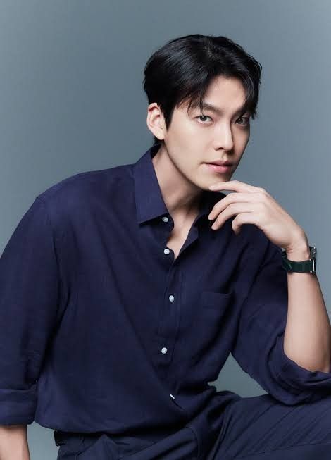 Kim Woobin, House Fence, Mens Business Casual Outfits, Won Bin, Woo Bin, Kim Woo Bin, Flower Boys, Hottest Pic, Fence Design