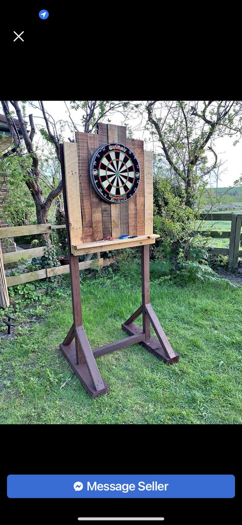 Dart Board Outdoor, Diy Dart Board Backing Outdoor, Outdoor Dartboard Ideas, Dart Board Stand, Free Standing Dart Board Stand Diy, Backyard Darts, Dart Board Stand Diy, Yard Game, Outside Dart Board Ideas