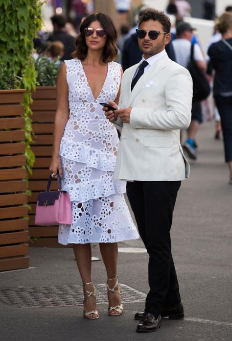 Lucy Mecklenburgh Hair, Lucy Mecklenburgh Style, Races Outfits For Women, Melbourne Cup Dresses, Summer Party Dresses For Women, Las Vegas Club Outfits, Vegas Club Outfits, Las Vegas Outfit Ideas, Las Vegas Club