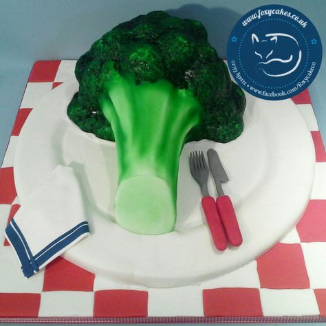 Giant Broccoli on a plate cake, made by The Foxy Cake Company! Broccoli, Cake Designs, Cake, Ethnic Recipes