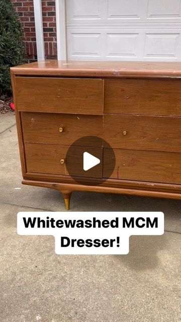 Jessica Faulkenberry | Furniture Flips & DIY on Instagram: "I was so torn on whether or not to go dark or light on this dresser but you guys came through! You voted light and it turned out so good! Thank you!❤️

I used my carbide scraper to get the majority of the finish off, which saved me a lot of time when it came to sanding. Then, I used 120 grit to sand the whole thing down. 

This wood had some red undertones so I used a little bit of sage green paint mixed with tan paint (50/50 water and paint), brushed it on, then wiped it off immediately. 

As a final step I used @varathane water-based poly in satin using a stain pad applicator and TA-DA! 

She’s a beaut! 

#whitewashed #mcmfurniture #mcmdressers #mcm #kentcoffey #furnitureflipper #flippedfurniture #thriftedhome" Lighten Dark Wood Furniture, Plain Dresser Makeover, Dresser Paint Ideas, Mcm Dresser Makeover, Carbide Scraper, White Painted Dressers, Dresser Flip, Flipped Furniture, Light Stained Wood