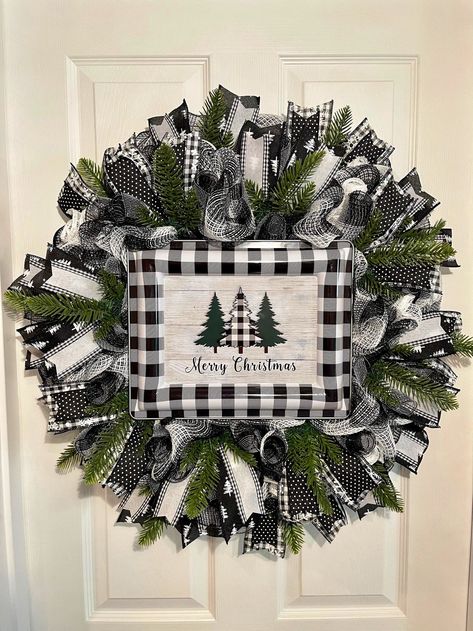 Christmas Wreath Farmhouse, Buffalo Plaid Wreath, Plaid Wreath, Merry Christmas Wreath, Evergreen Wreath, Merry Christmas Sign, Wreath Farmhouse, Wreath Christmas, Farmhouse Wreath