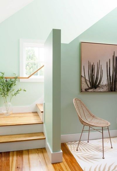 Neo mint interior design in hallway Mint Green Rooms, Green Walls Living Room, Light Green Walls, Modern Entryway, Green Walls, Living Room Green, Green Rooms, Bedroom Green, Entryway Furniture