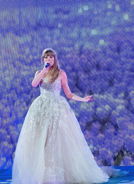 Speak Now Dress Eras Tour, Speak Now Dress, Enchanted Dress, Speak Now, Costume Outfits, Taylor Alison Swift, Eras Tour, Female Artists, On Stage